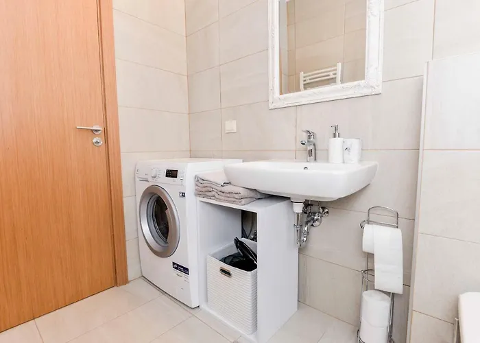 דירה Apartment4you