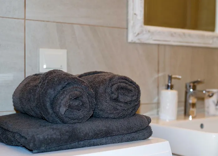 Apartment4you דירה *